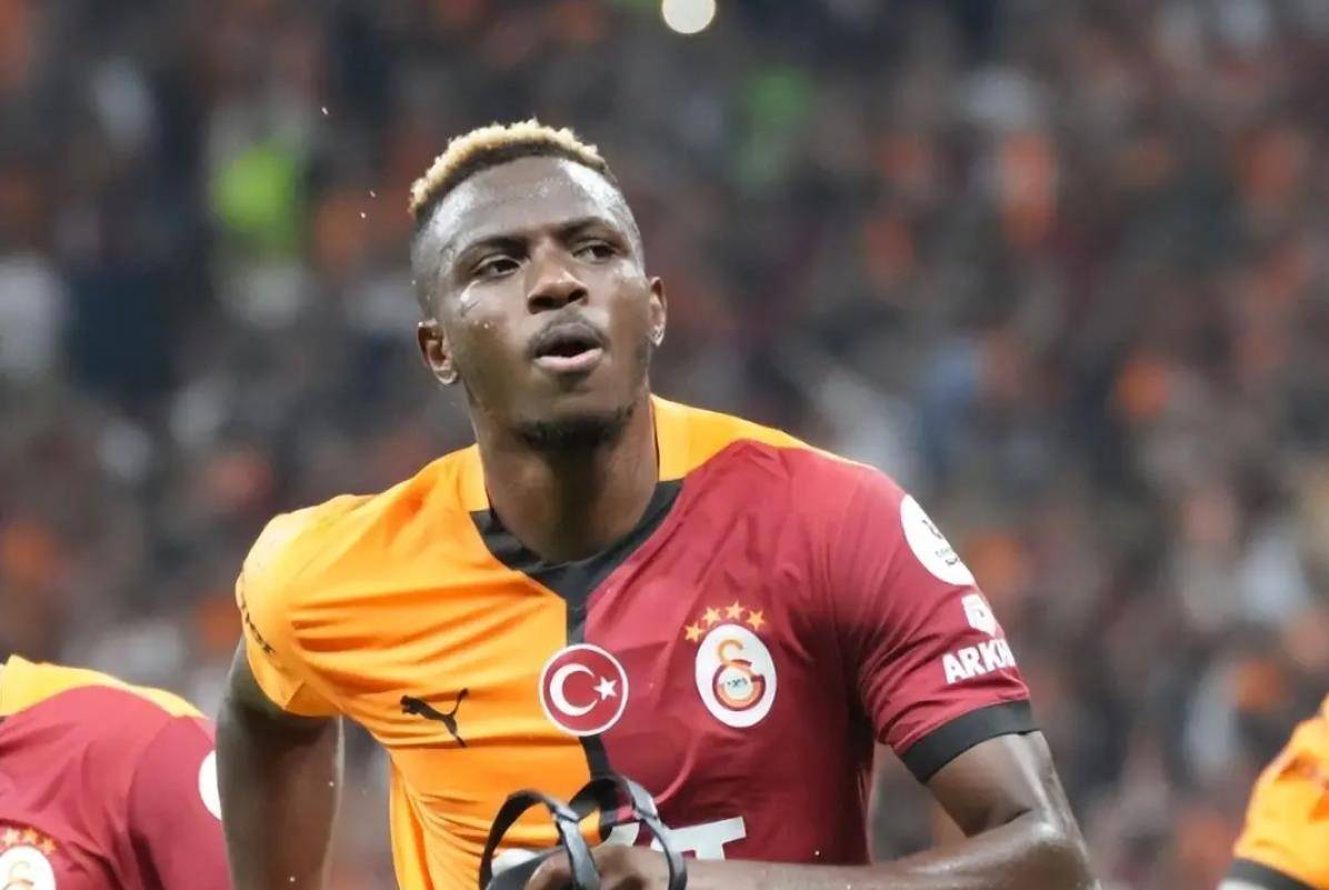 曼联锋线失绝佳表现，恐难重振雄风的简单介绍