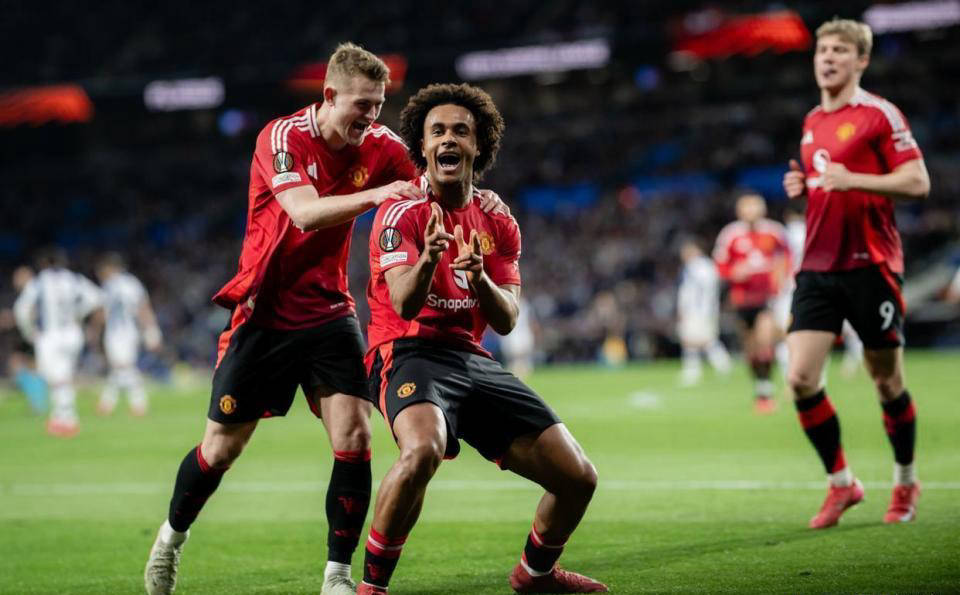 曼联锋线失绝佳表现，恐难重振雄风的简单介绍