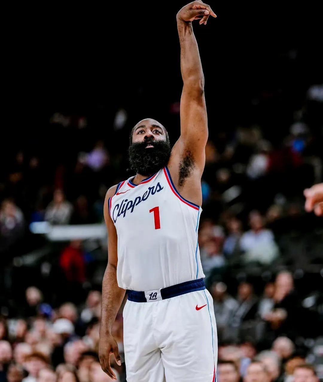 新秀表现抢眼,西部决赛惊现黑马的简单介绍 新秀表现抢眼,西部决赛惊现黑马的简单介绍