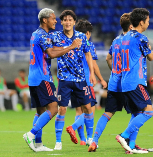 美国国家队在比赛中狂胜对手,展现出色 美国国家队在比赛中狂胜对手,展现出色