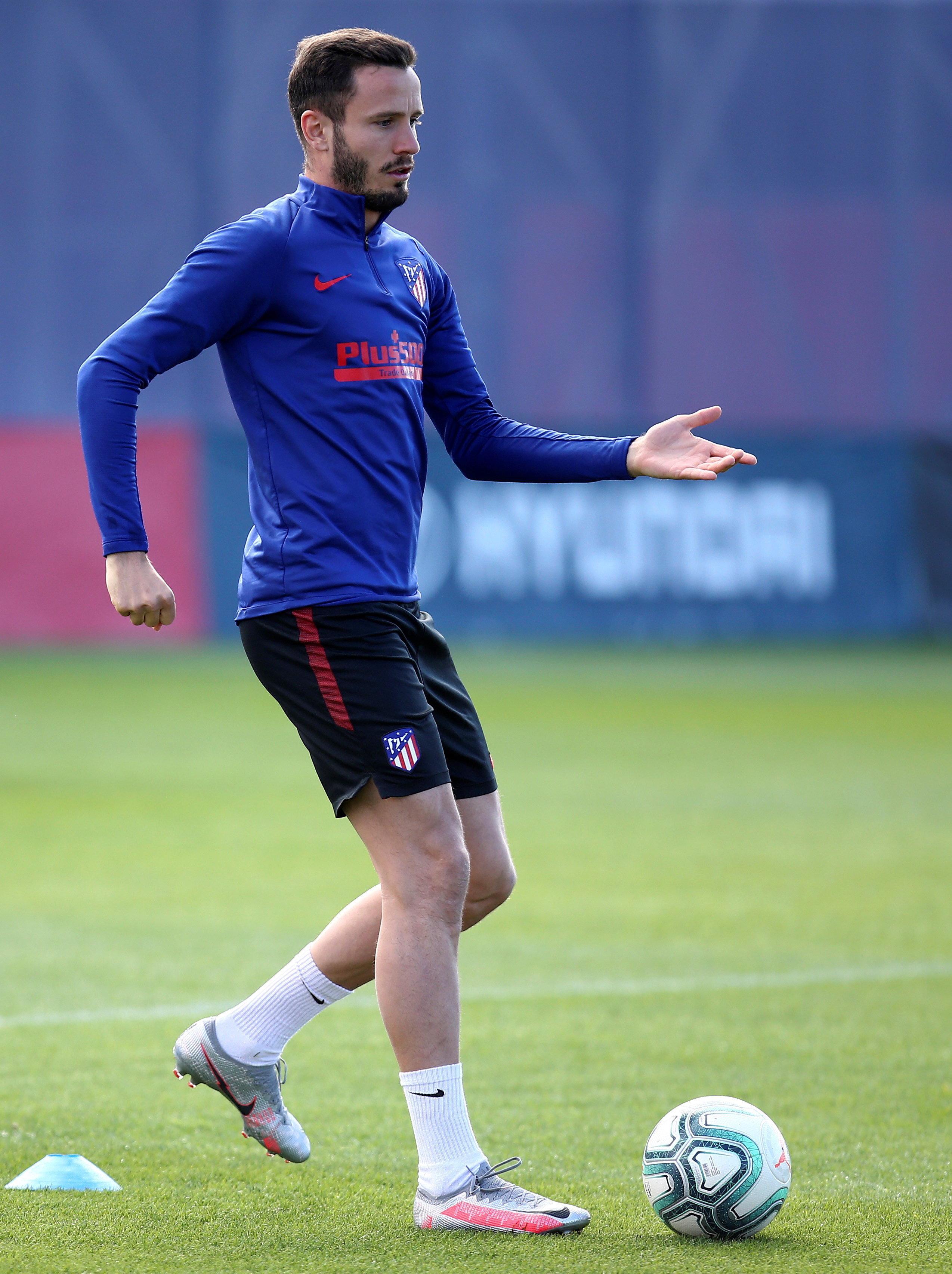 阿尔克马尔登贝阵容完整,备战下轮联赛 阿尔克马尔登贝阵容完整,备战下轮联赛