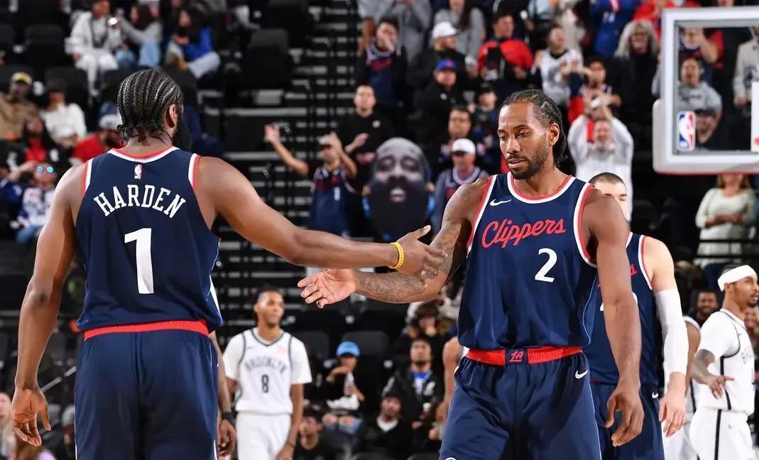 篮网后场大将全面发挥带队取胜