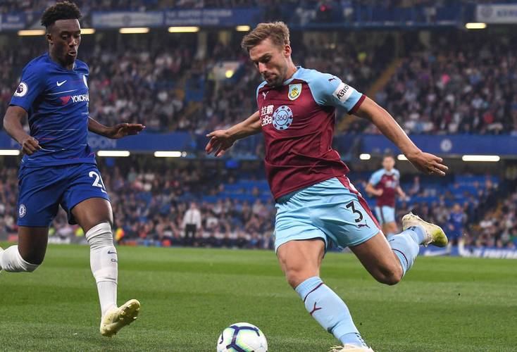 击败伯恩利，英超豪强崩盘