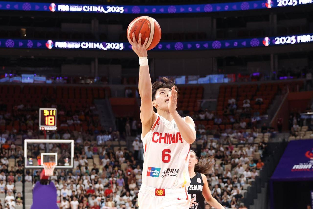 包含新晋球星表现抢眼，成为球队得分王的词条