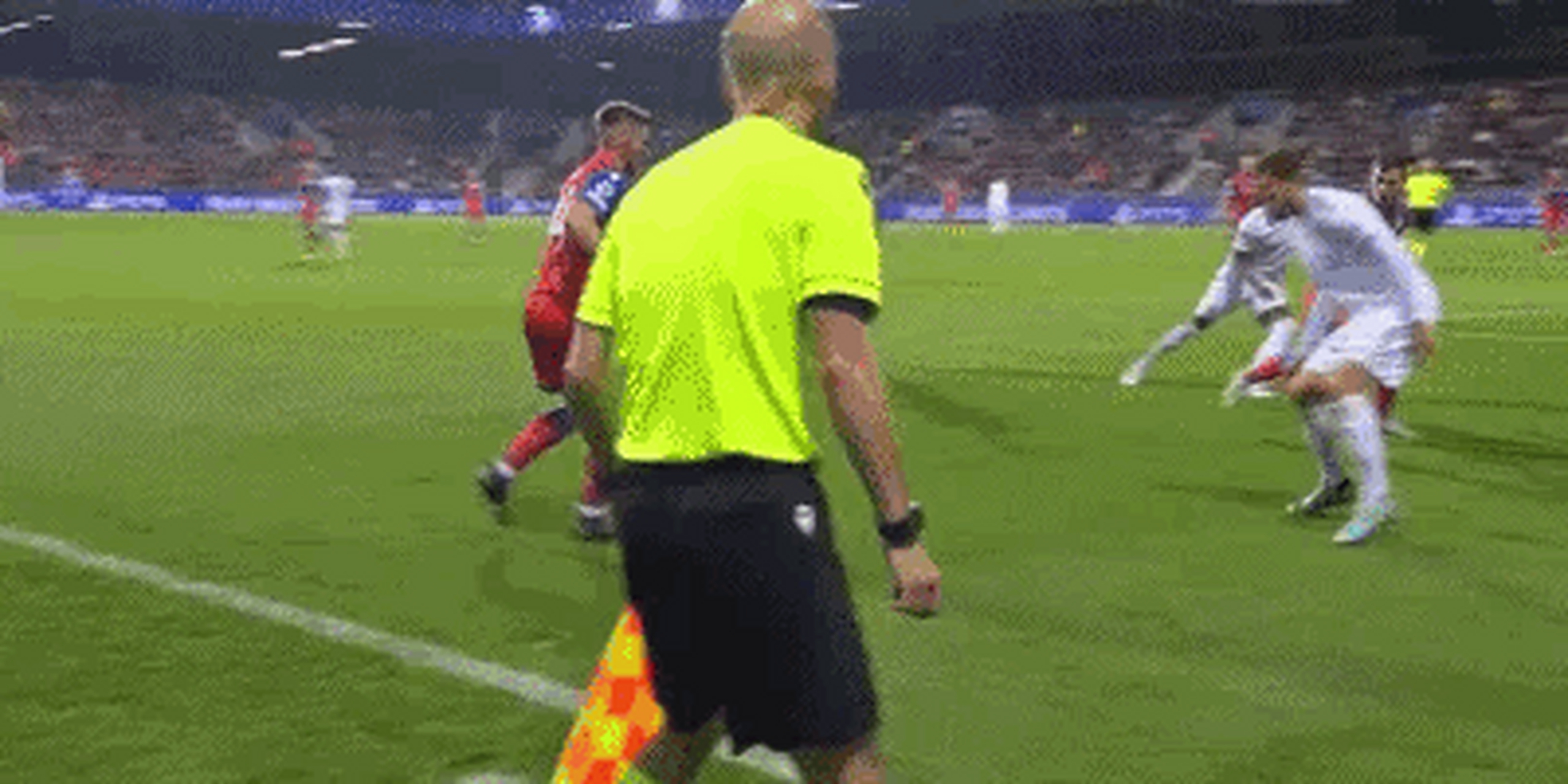 包含拜仁慕尼黑客场惨败，需反思问题的词条