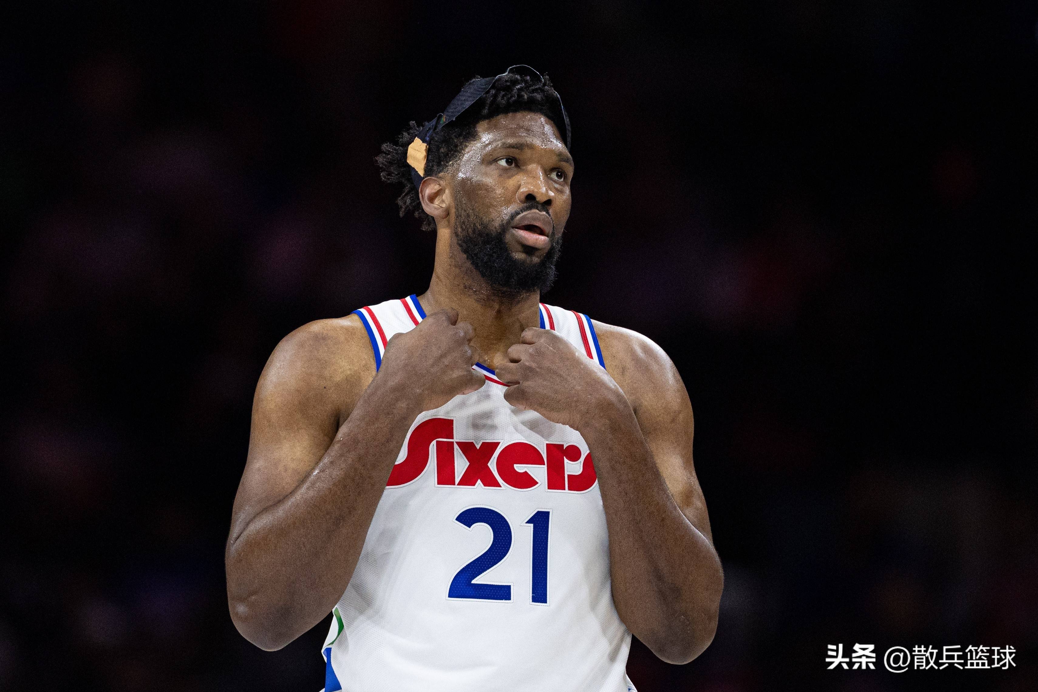 包含猛龙主教练赞扬球队配合，期待更好表现的词条