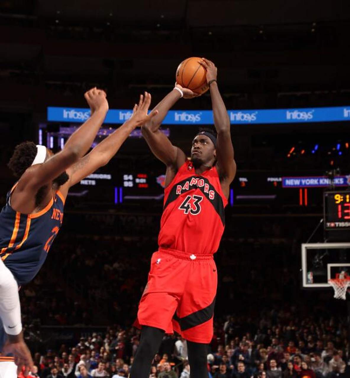 猛龙不敌太阳，西亚卡姆砍下28分