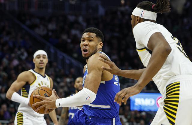 雄鹿逆转步行者，继续保持不败！