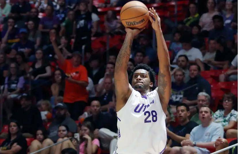 爵士绝杀步行者，继续领跑西部