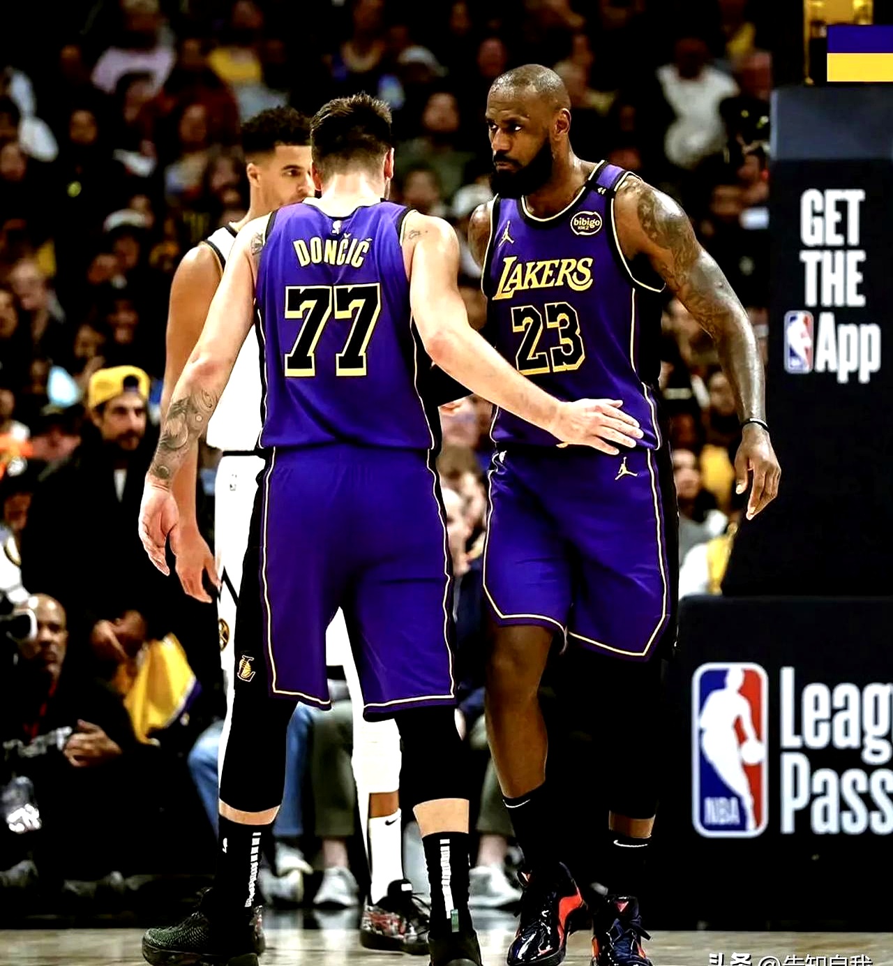 快船击败湖人,湖人遭遇连败 快船击败湖人,湖人遭遇连败